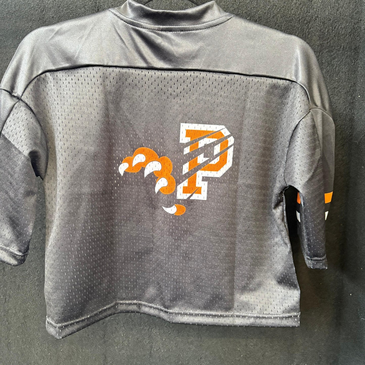 Cropped Predators Jersey